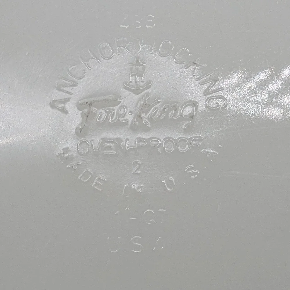 Anchor Hocking Fire King Country Garden Milk Glass Casserole Dish 1.5 Qt 433 USA
